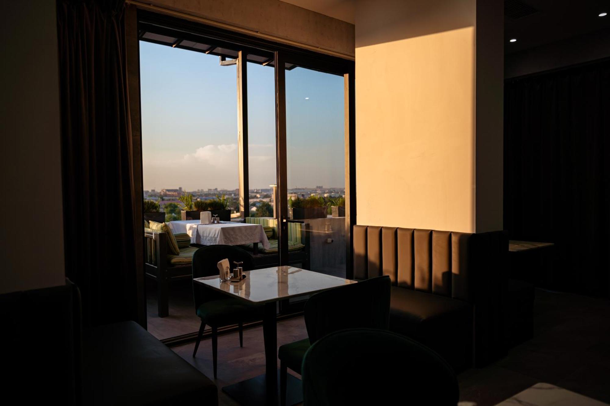 Harmony Hotel Ташкент Экстерьер фото
